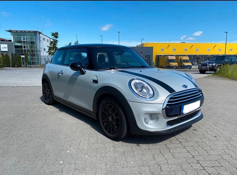 Gebraucht Mini Cooper D 116 PS (85 kW) 2015 Silber Kleinwagen