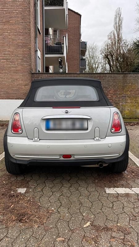 Gebraucht Mini Cooper Cabriolet 116 PS (85 kW) 2008 Silber Cabrio