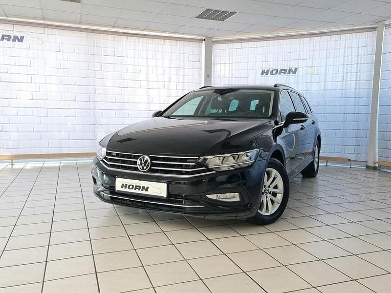 Schwarz Gebraucht 2022 VW Passat Business Kombi | 17.990 € (Guter Preis) - Bild 1/4