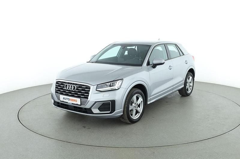 Silber Gebraucht 2018 Audi Q2 Sport SUV | 17.900 € (Fairer Preis) - Bild 1/3