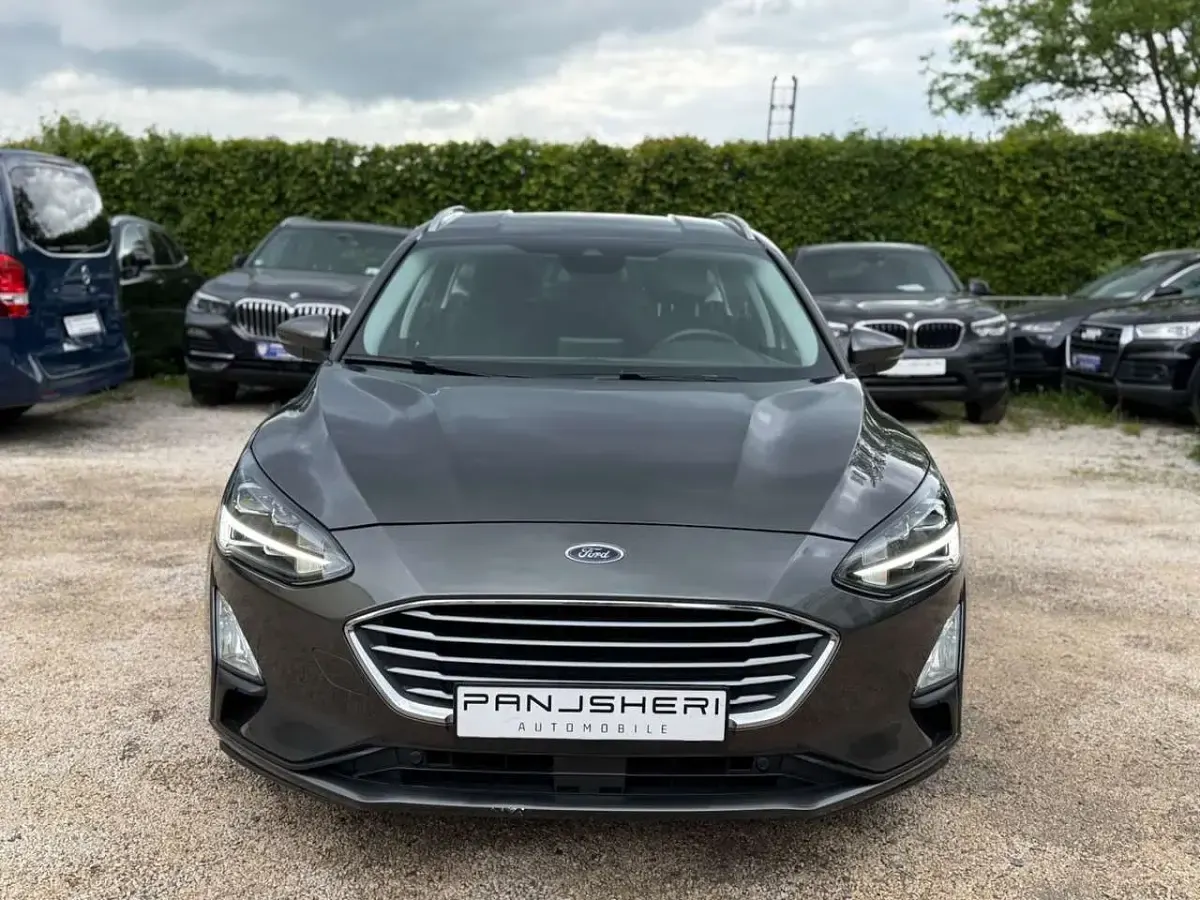 Używany Ford Focus Cool & Connect 150 KM (110 kW) 2020 Szary Kombi