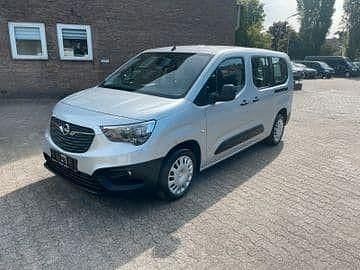 Silber Gebraucht 2020 Opel Combo Life Van / Kleinbus | 9.877 € (Guter Preis) - Bild 1/4