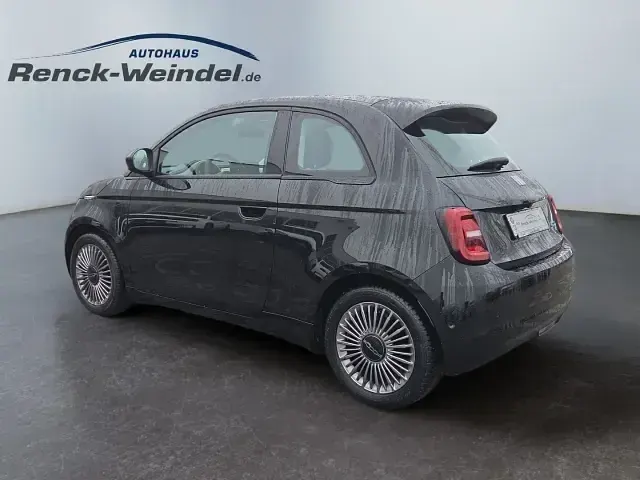 Gebraucht Fiat 500e 86 kW (118 PS) 2021 Schwarz Kleinwagen