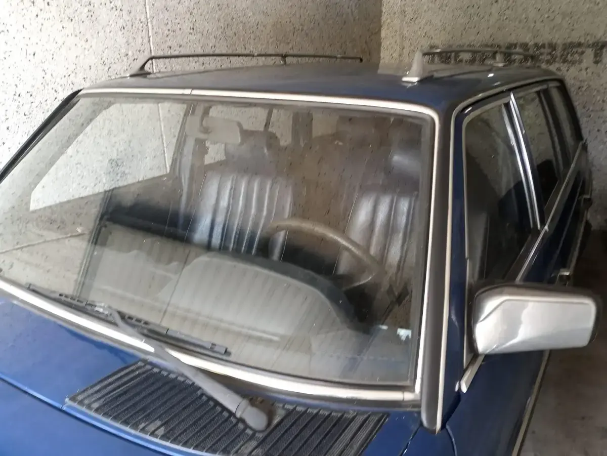 Używany Mercedes E230 136 KM (100 kW) 1983 Kombi