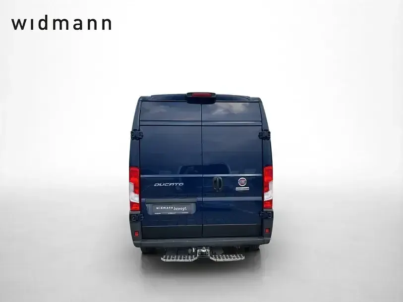 Gebraucht Fiat Ducato 160 PS (117 kW) 2022 Colore esterno (imperial blau (past.)) Van