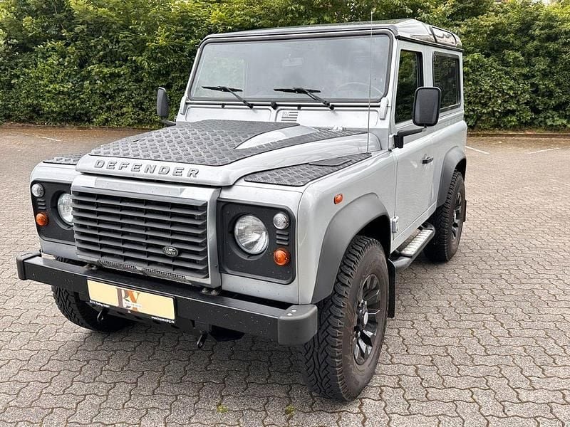 Gebraucht Land Rover Defender 122 PS (89 kW) 2015 Silber SUV