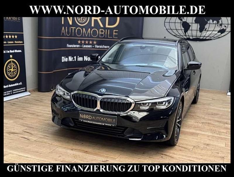 Schwarz Gebraucht 2022 BMW 330e Advantage Kombi | 25.450 € (Superpreis) - Bild 1/2