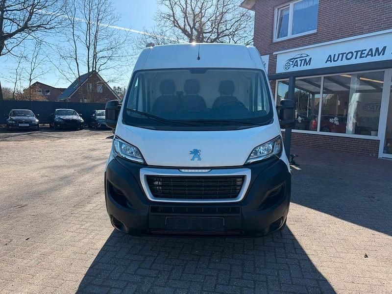 Gebraucht Peugeot Boxer Avantage 131 PS (96 kW) 2019 Weiß Van