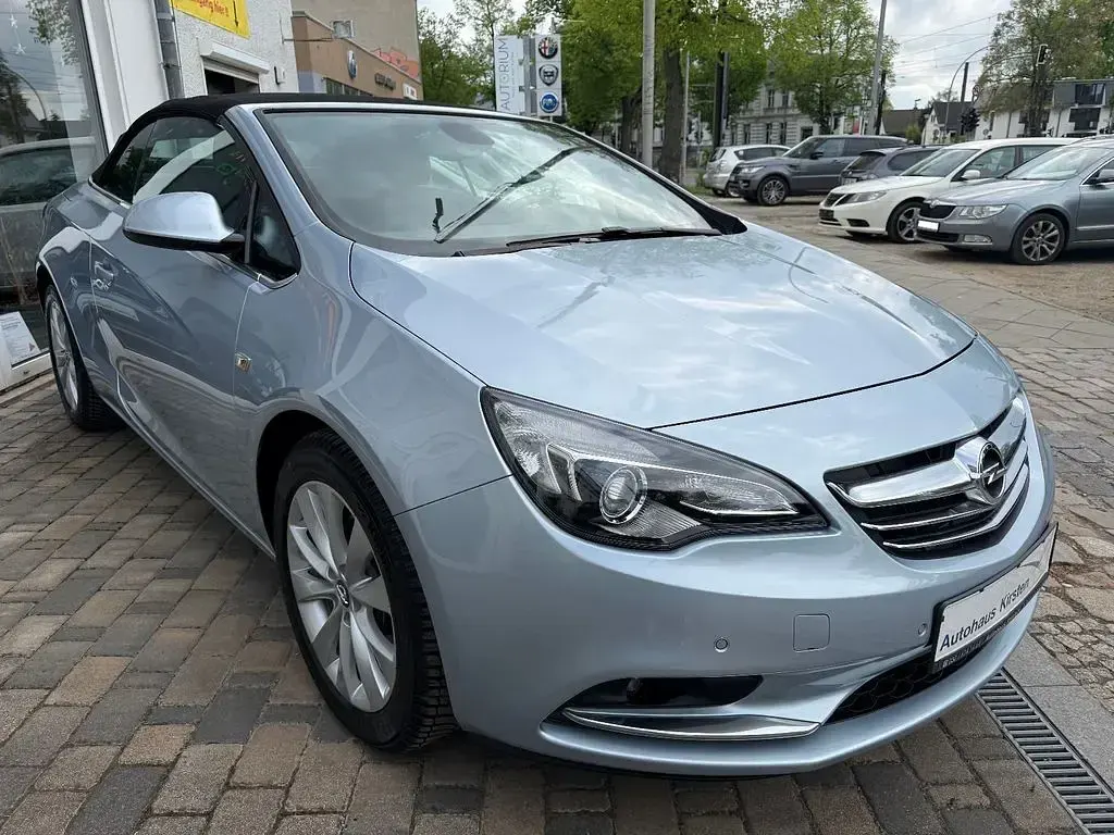 Gebraucht Opel Cascada Innovation 140 PS (102 kW) 2017 Blau Cabrio
