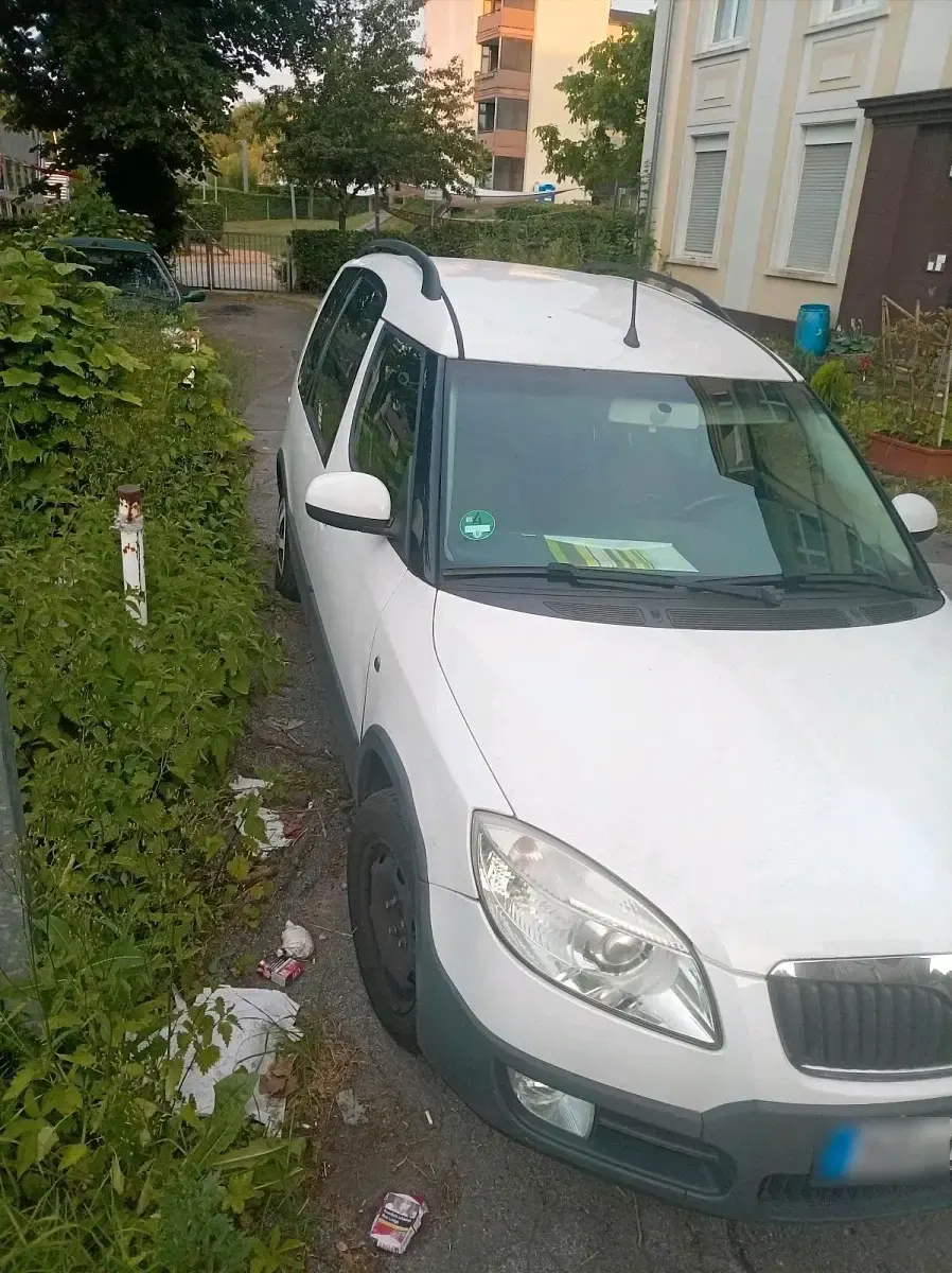 Gebraucht Skoda Roomster 86 PS (63 kW) 2007 Weiß Van / Kleinbus