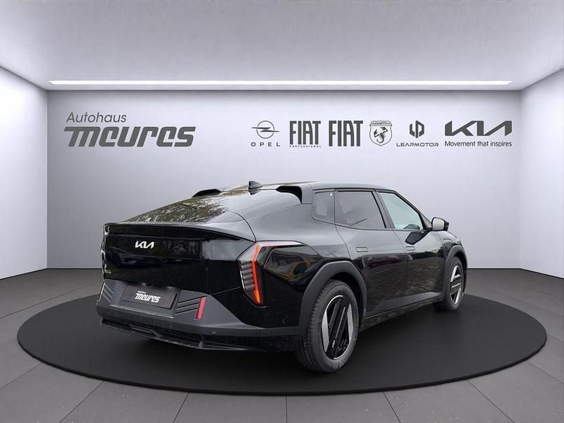 Neu Kia EV4 Earth 150 kW (204 PS) 2025 Schwarz Kleinwagen