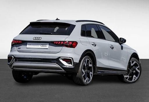 Gebraucht Audi A3 Comfort 150 PS (110 kW) 2025 Pfeilgrau perleffekt Limousine