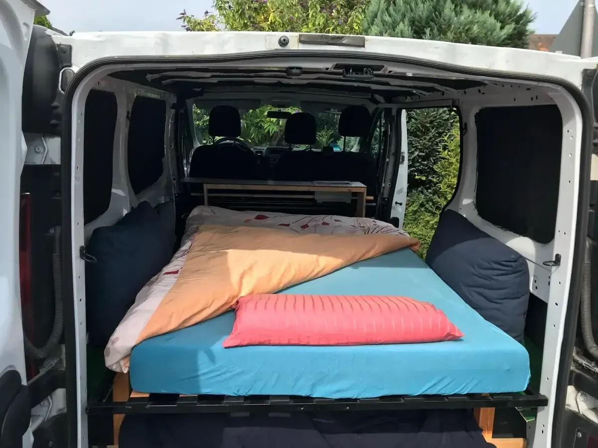 Gebraucht Opel Vivaro 85 PS (62 kW) 2016 Weiß Van / Kleinbus