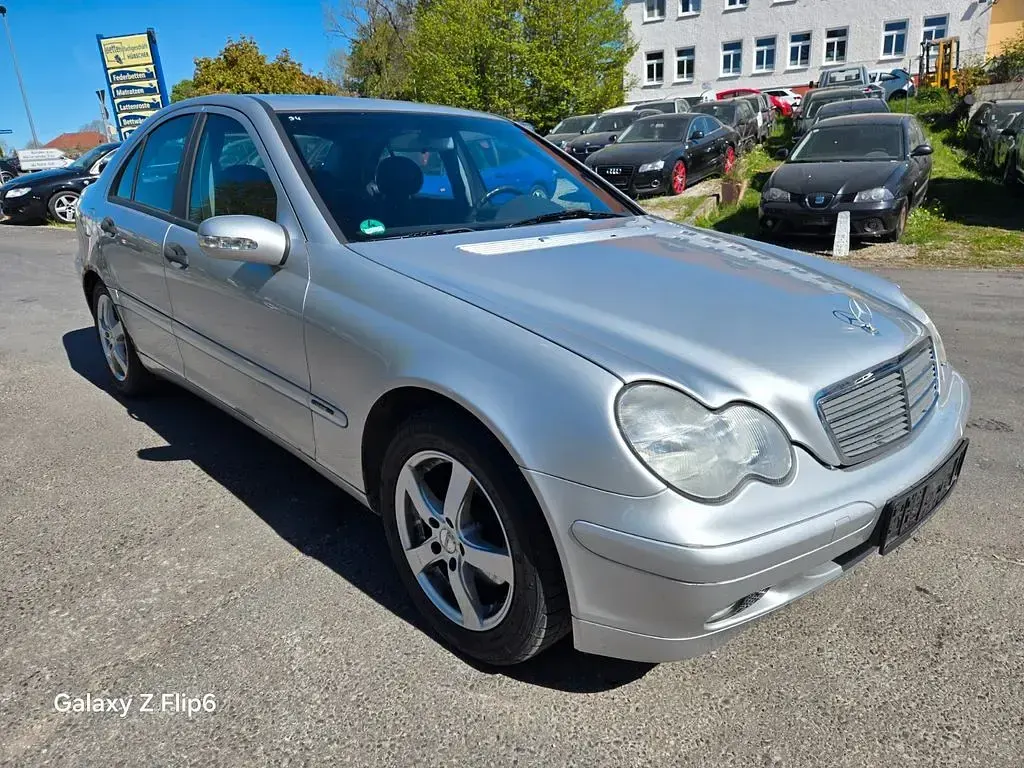 Gebraucht Mercedes C240 Classic 170 PS (125 kW) 2001 Silber Limousine