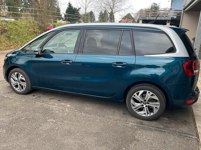 Gebraucht Citroën C4 SpaceTourer 163 PS (119 kW) 2022 Blau Van / Kleinbus