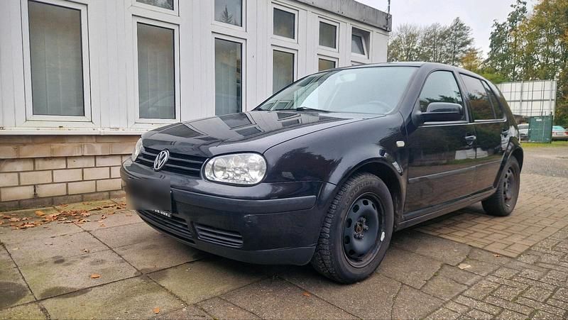 Schwarz Gebraucht 2000 VW Golf IV Limousine | 500 € (Superpreis) - Bild 1/4