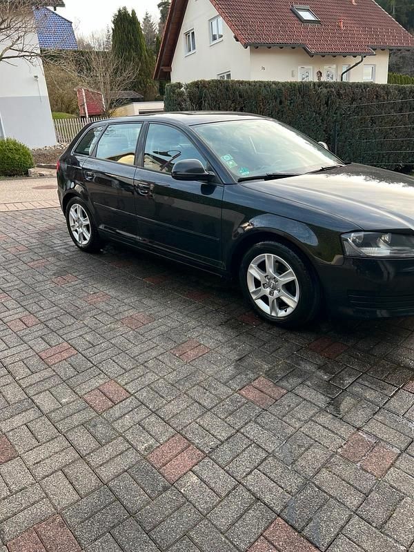 Gebraucht Audi A3 Sportback 105 PS (77 kW) 2009 Schwarz Kleinwagen