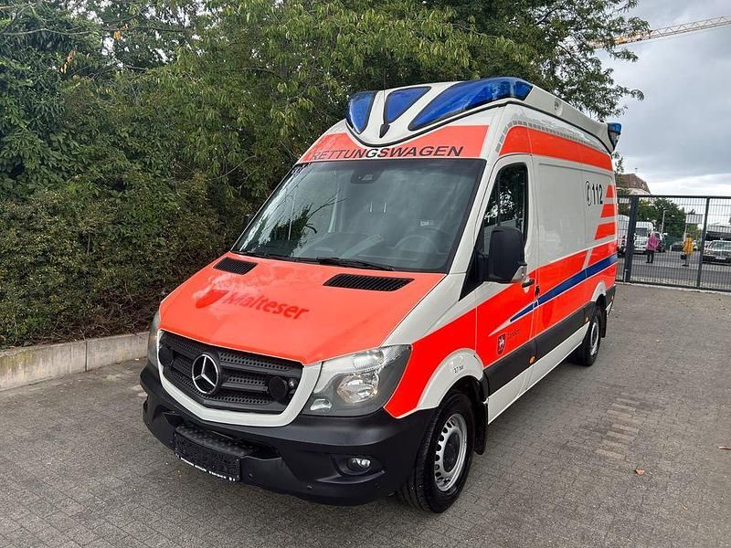 Weiß Gebraucht 2017 Mercedes Sprinter Van | 12.999 € (Guter Preis) - Bild 1/4