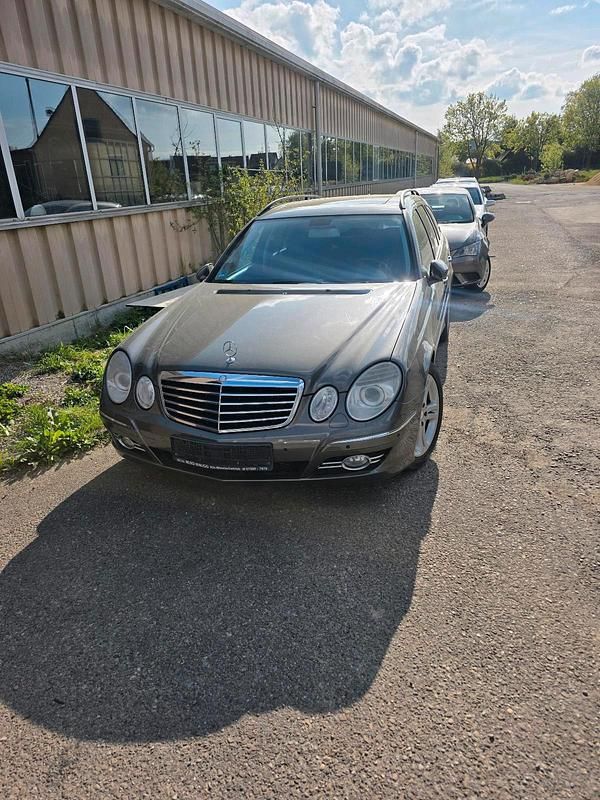 Second-hand Mercedes E280 190 CP (139 kW) 2008 Maro Break