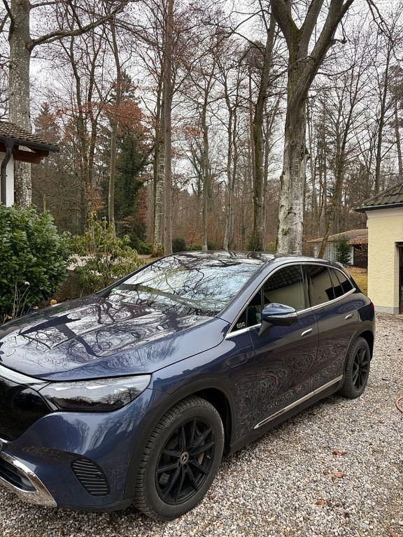 Gebraucht Mercedes EQE500 300 kW (408 PS) 2023 Blau SUV