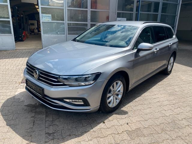 Mangangrau metallic Gebraucht 2023 VW Passat Business Kombi | 21.500 € (Fairer Preis) - Bild 1/4