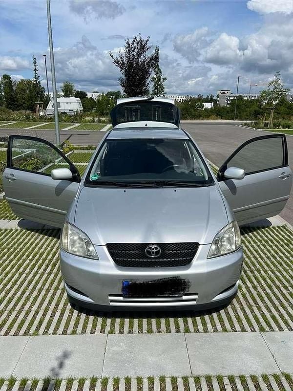 Silber Gebraucht 2004 Toyota Corolla Limousine | 1.499 € (Guter Preis) - Bild 1/4