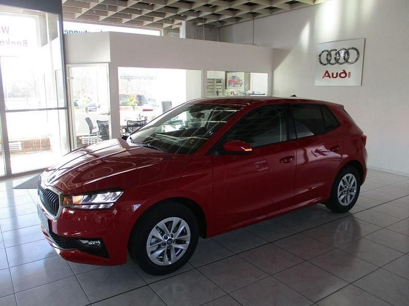 Neu Skoda Fabia Selection 116 PS (85 kW) 2025 Rot Kleinwagen
