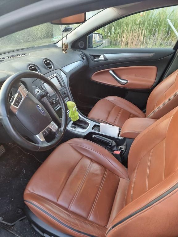 Gebraucht Ford Mondeo Titanium X 239 PS (175 kW) 2012 Schwarz Limousine