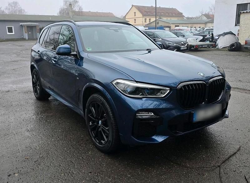 Braun Gebraucht 2020 BMW X5 M Sport SUV | 48.990 € (Superpreis) - Bild 1/4