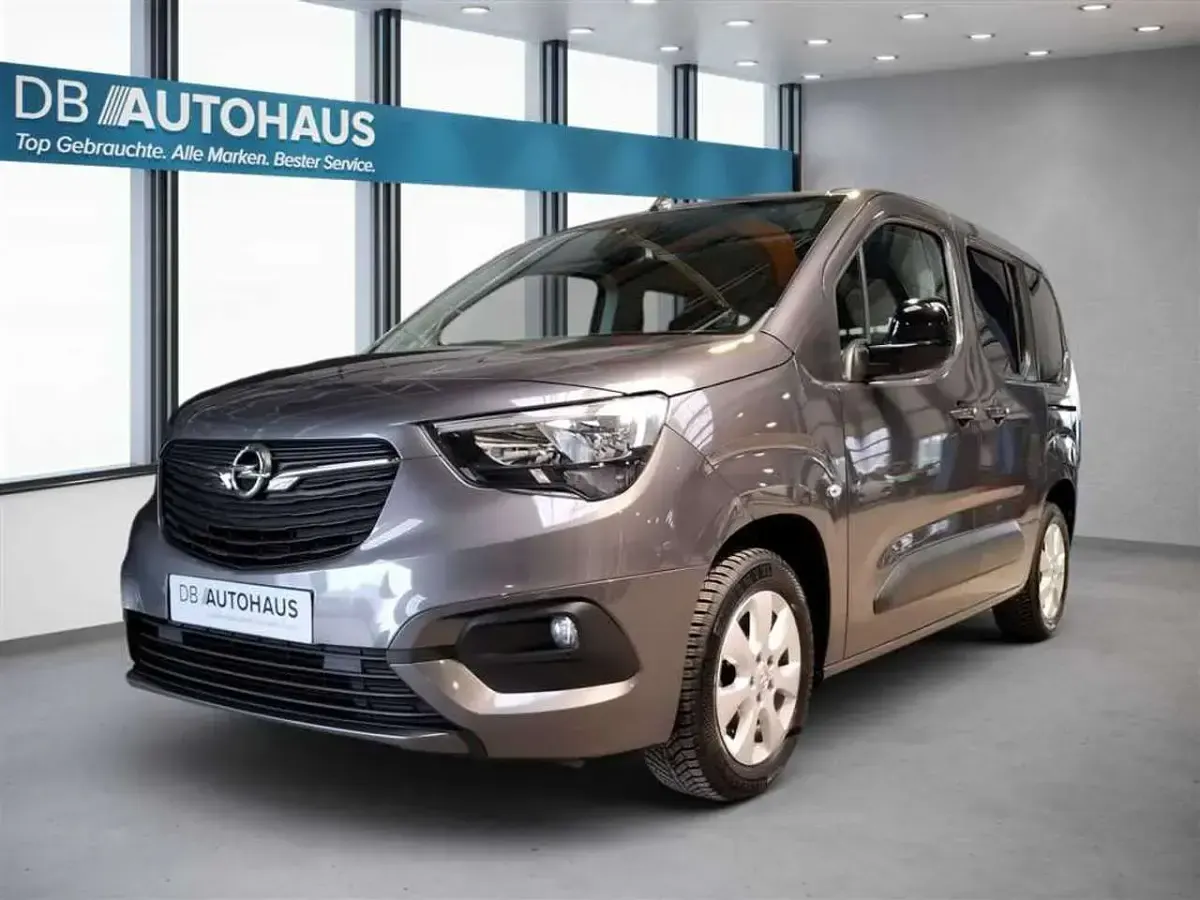 Gebraucht Opel Combo Life Elegance 131 PS (96 kW) 2022 Van / Kleinbus