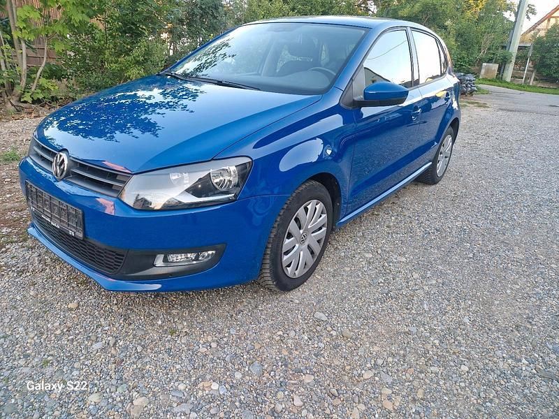 Blau Gebraucht 2011 VW Polo Kleinwagen | 4.200 € (Fairer Preis) - Bild 1/4