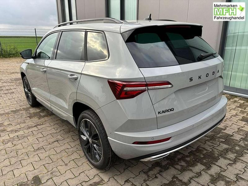Neu Skoda Karoq SportLine 150 PS (110 kW) 2026 Wählbar SUV