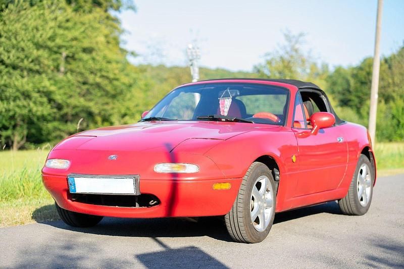 Rot Gebraucht 1994 Mazda MX5 Cabrio | 9.500 € - Bild 1/4
