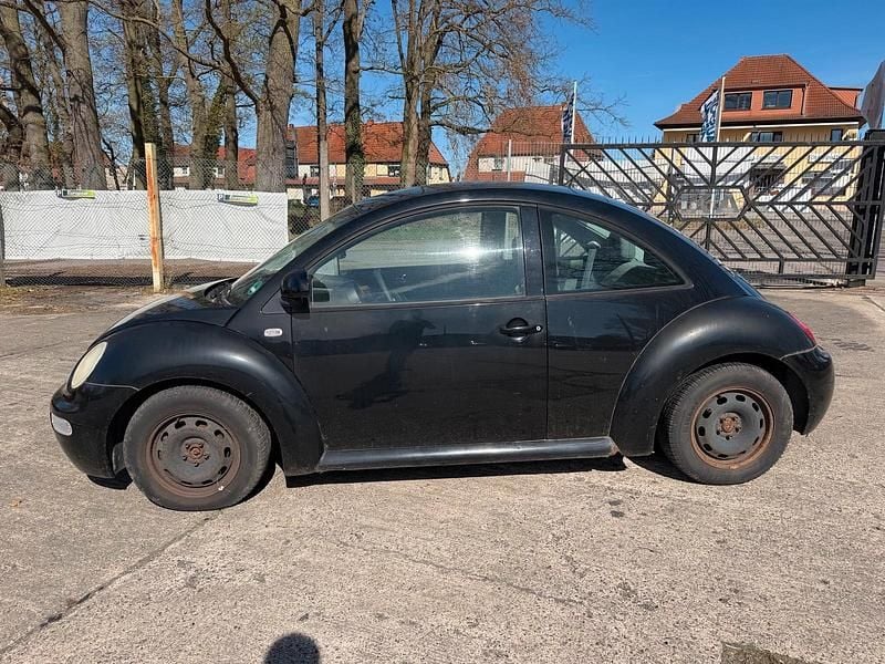 Gebraucht VW New Beetle 116 PS (85 kW) 1998 Schwarz Kleinwagen