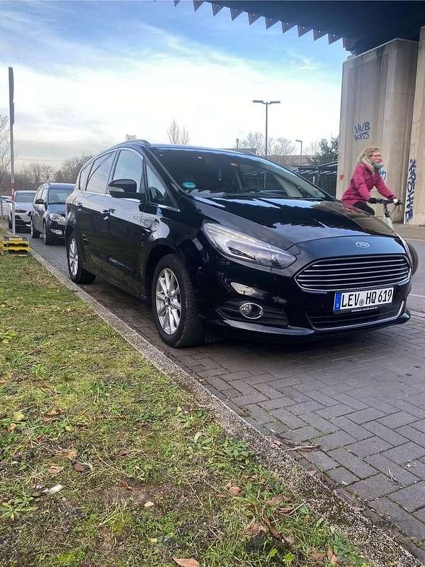 Gebraucht Ford S-MAX S 150 PS (110 kW) 2016 Schwarz Van / Kleinbus
