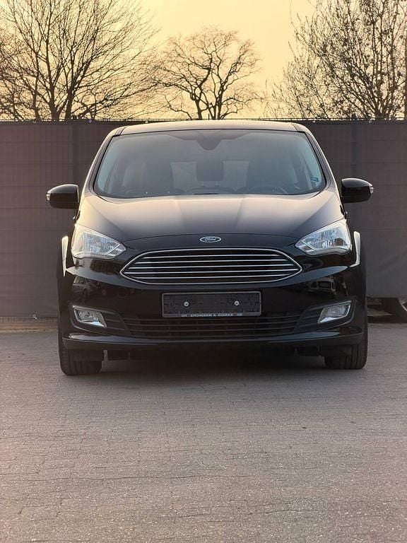 Gebraucht Ford C-MAX Titanium 101 PS (74 kW) 2017 Schwarz Van / Kleinbus