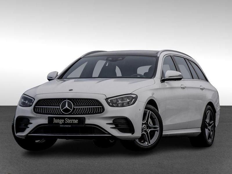 Gebraucht Mercedes E300 AMG 194 PS (142 kW) 2022 Weiß Limousine