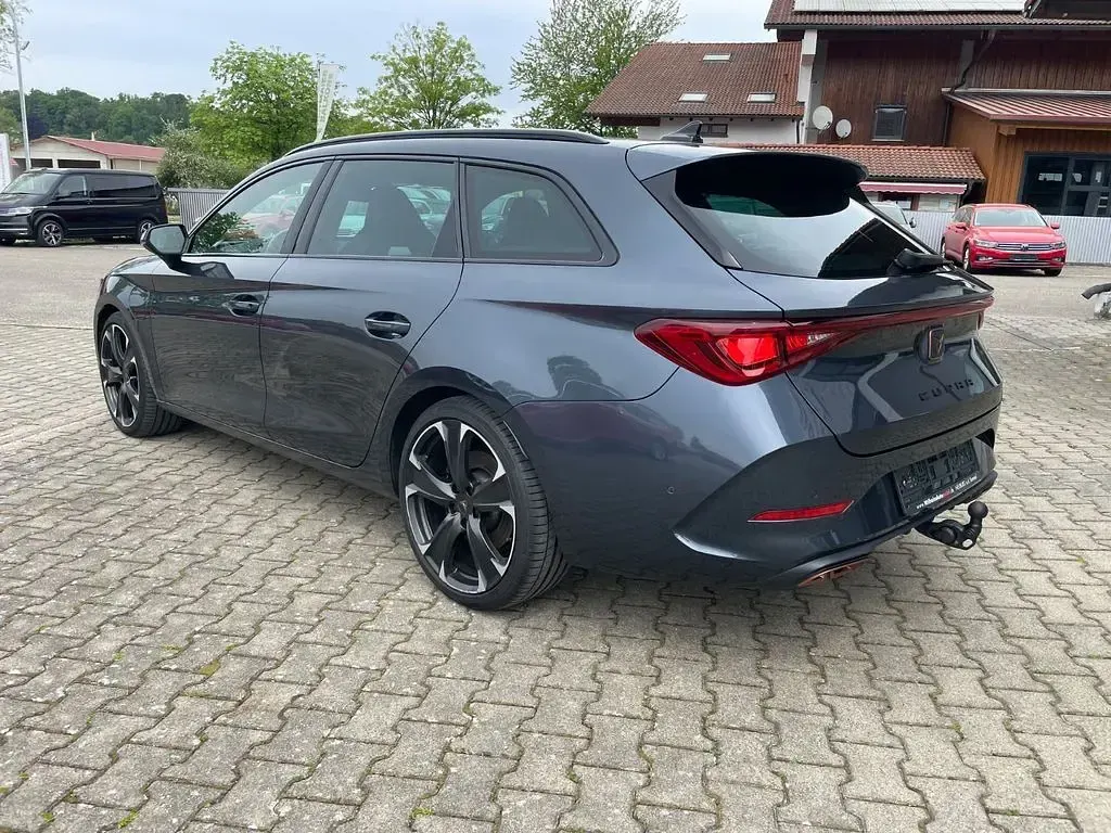 Gebraucht Cupra Leon VZ 245 PS (180 kW) 2023 Grau Limousine