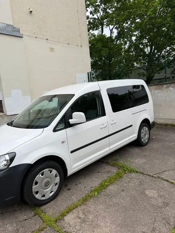 Gebraucht VW Caddy 102 PS (75 kW) 2012 Weiß Van / Kleinbus
