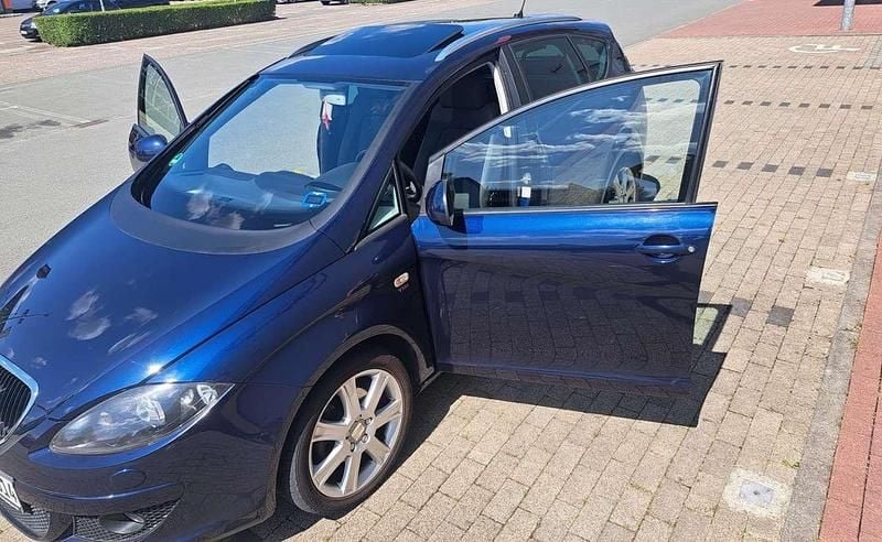 Gebraucht 2009 Seat Altea XL Stylance Van / Kleinbus | 5.500 € (Fairer Preis) - Bild 1/4