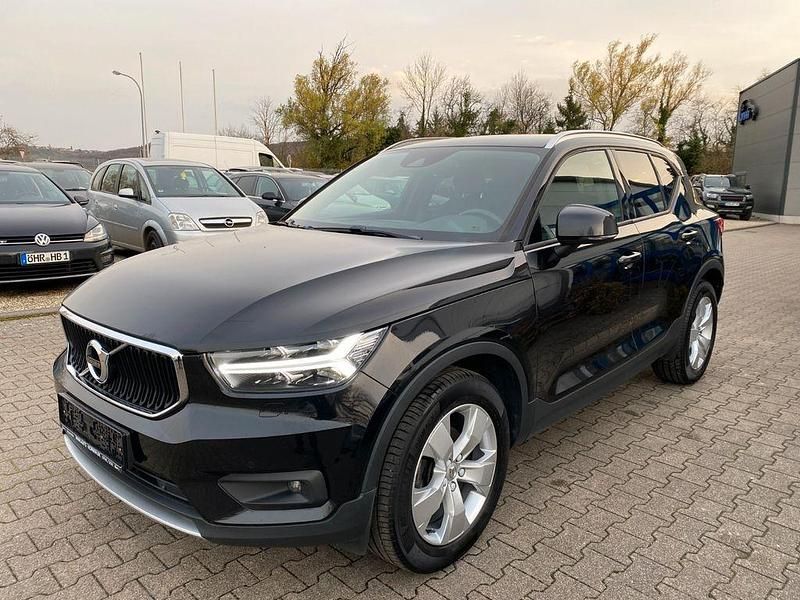 Onyx black Gebraucht 2020 Volvo XC40 Momentum SUV | 18.950 € (Fairer Preis) - Bild 1/4
