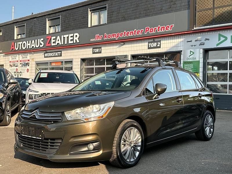 Braun Gebraucht 2013 Citroën C4 Tendance Limousine | 3.990 € (Guter Preis) - Bild 1/3