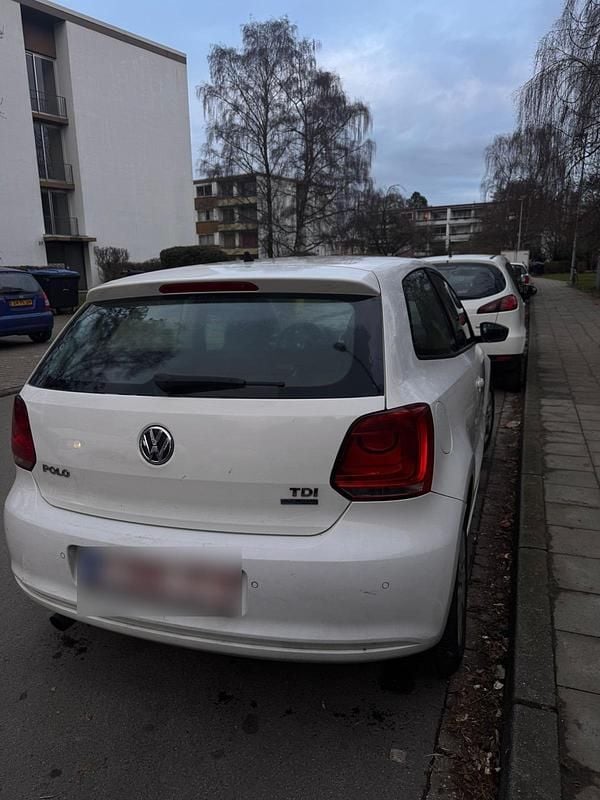 Gebraucht VW Polo 90 PS (66 kW) 2011 Weiß Kleinwagen