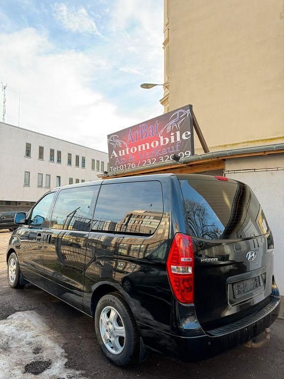 Schwarz Gebraucht 2008 Hyundai H-1 Van / Kleinbus | 6.700 € (Guter Preis) - Bild 1/4