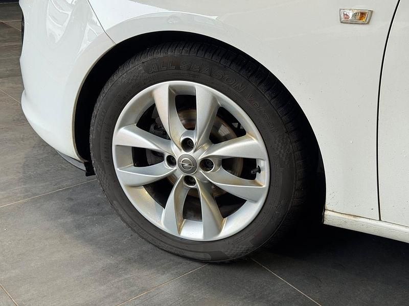 Gebraucht Opel Adam Jam 87 PS (63 kW) 2017 Weiß Kleinwagen