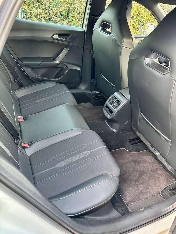 Gebraucht Cupra Leon VZ 245 PS (180 kW) 2021 Weiß Kleinwagen