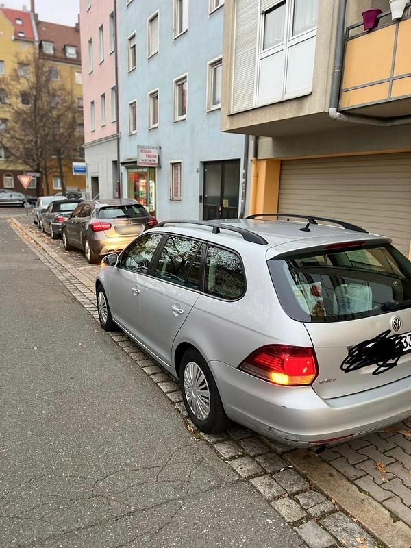 Gebraucht VW Golf VII 105 PS (77 kW) 2012 Grau Kombi