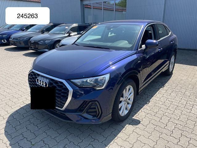 Blau Gebraucht 2021 Audi Q3 Sportback Ambiente SUV | 26.450 € (Superpreis) - Bild 1/4