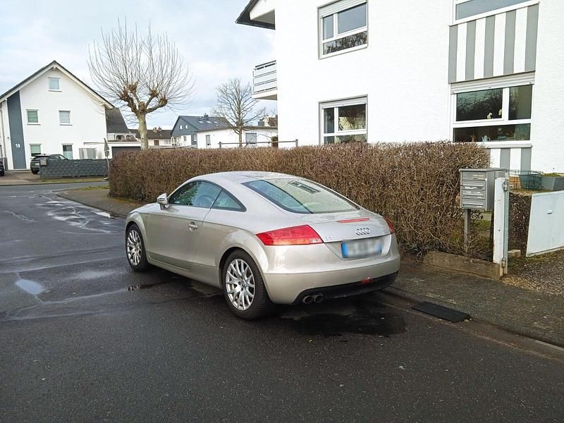 Gebraucht Audi TT Design 200 PS (147 kW) 2008 Beige Coupé