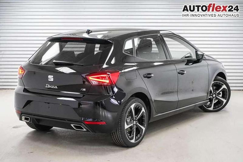 Midnight black metall... Neu 2025 Seat Ibiza FR Limousine | 23.940 € (Guter Preis) - Bild 1/4